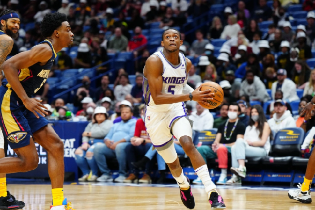 五人保护中 五人保护中