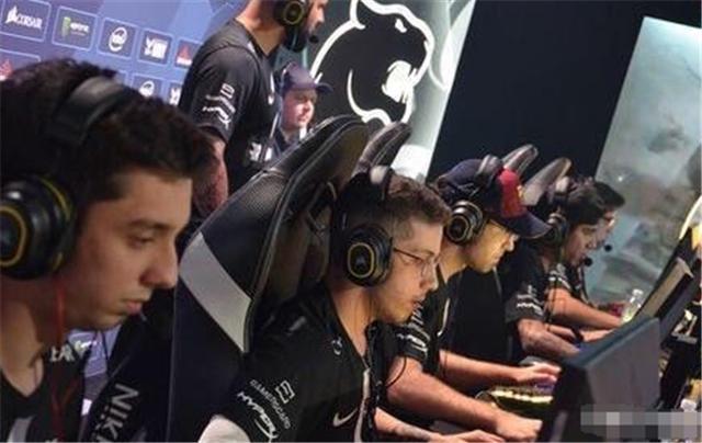 让下路核心 让下路核心