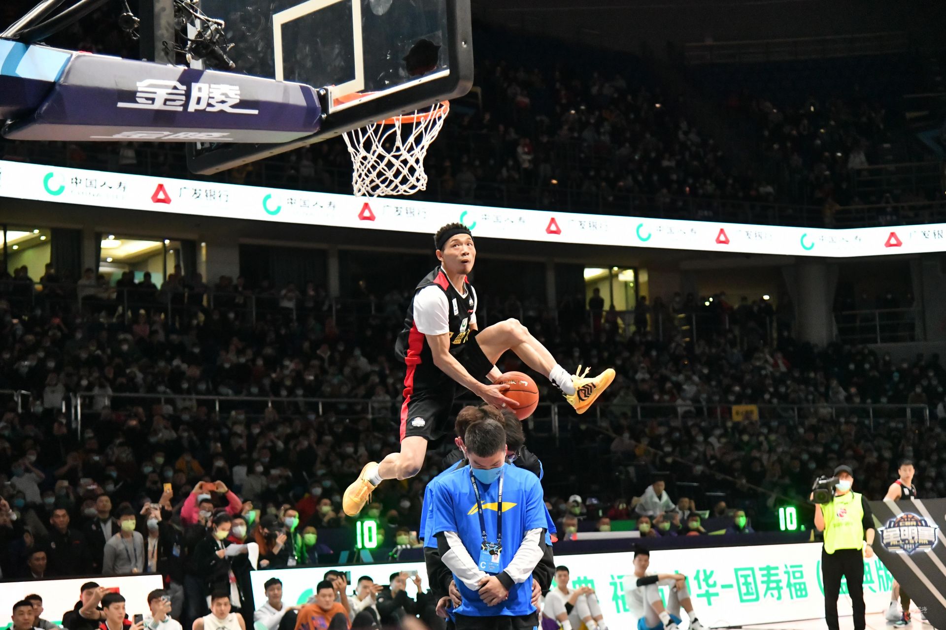 高位压迫和 高位压迫和